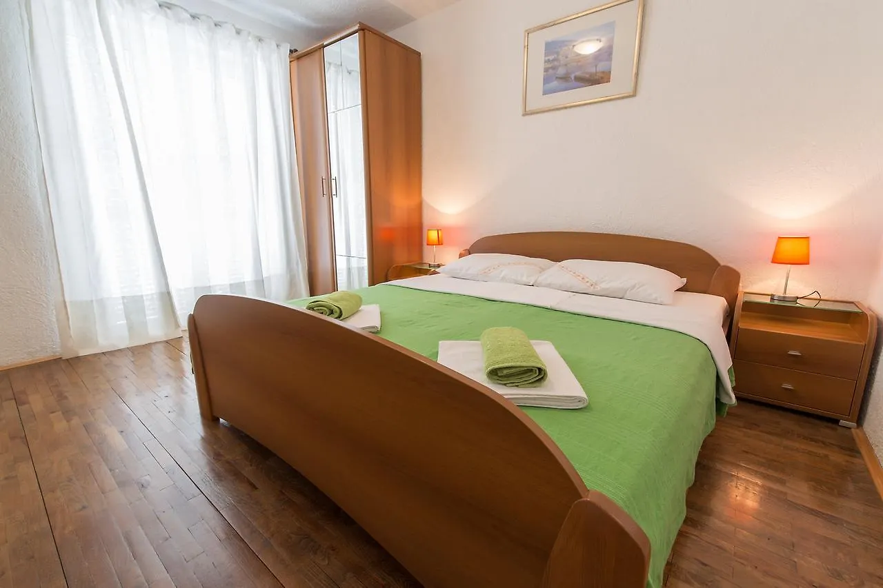 Alojamento de Acomodação e Pequeno-almoço Stella Maris Accommodation Klenovica