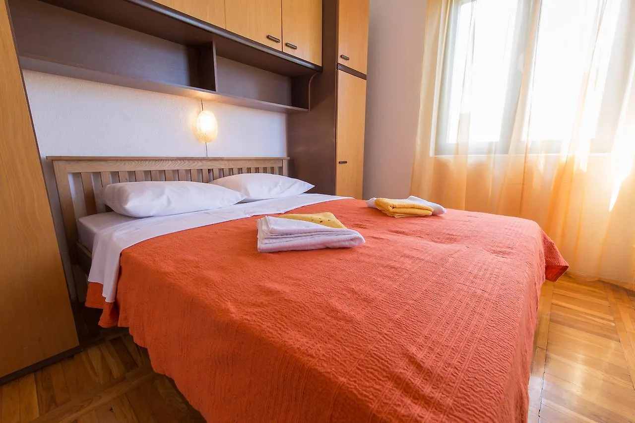 Stella Maris Accommodation Klenovica Bed & Breakfast
