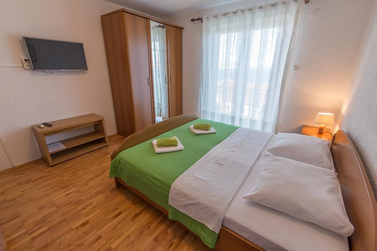 Stella Maris Accommodation Klenovica Panzió